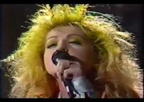 True Colors (Live Letterman 1986)