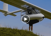 Incredible foot-launched plane
