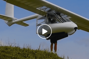 Incredible foot-launched plane