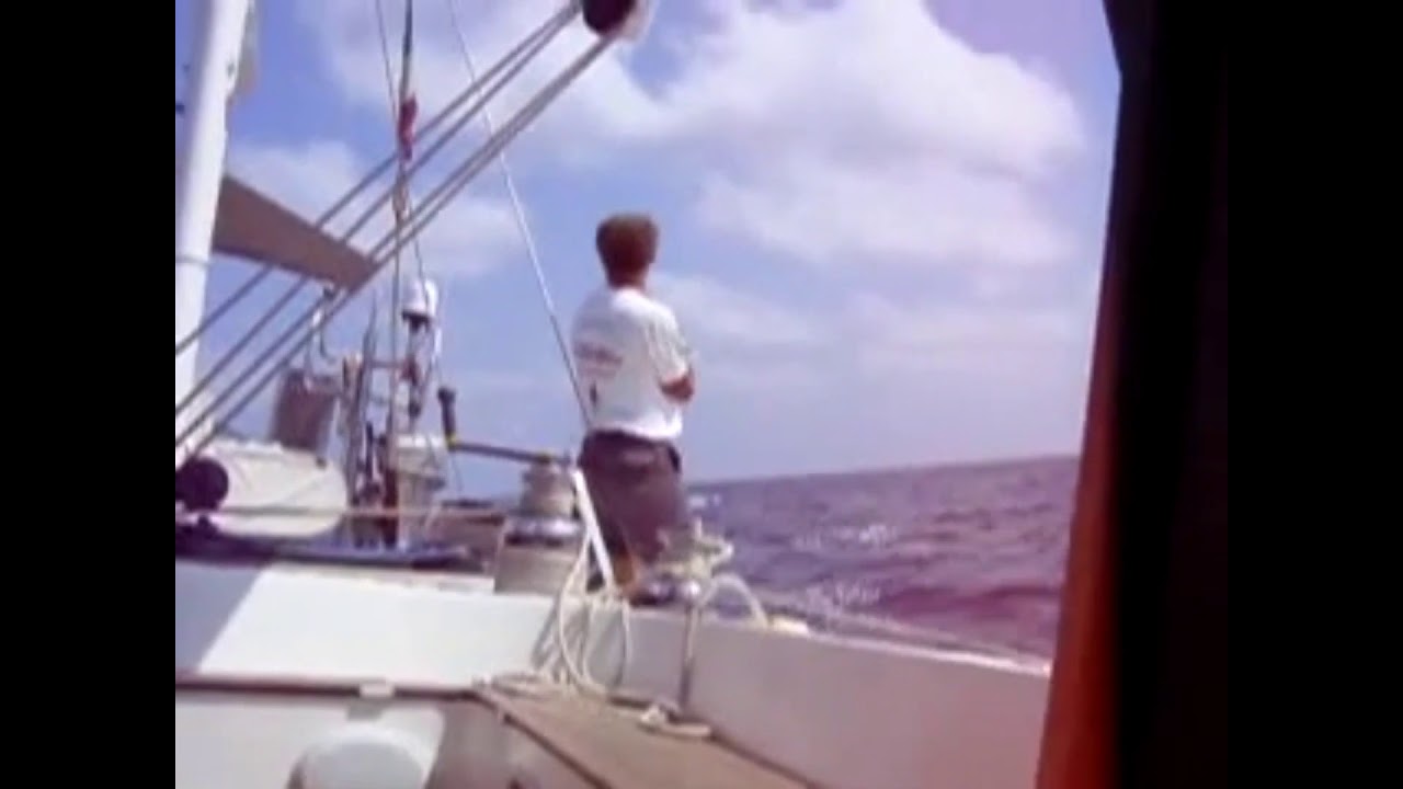 Pirates attack sailboat –  real or fake ?