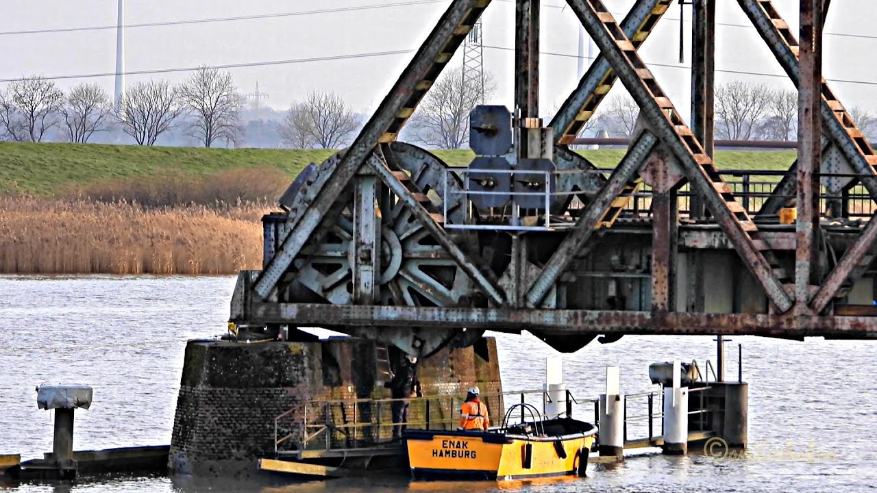 Friesenbrücke in Weener fertig zum Abbruch