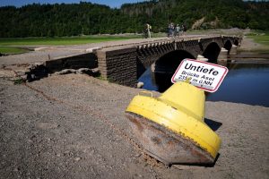 Niedrigwasser im Edersee