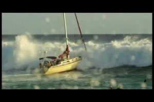 Point Panic! Big Wave hits sailboat at Ala Moana Bowls in Waikiki