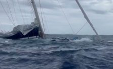 Arcona 460 yacht sinks after ...