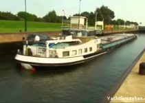 Richtig schleusen in Holland by Yachtfernsehen.com