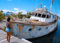 Junges Paar kauft 5000 $ teure Alte Yacht und Renoviert sie wie neu